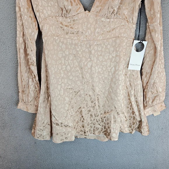 Privacy Please Womens Mini Dress Sz M Ella Beige Subtle Leopard Print - Picture 3 of 13